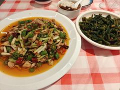 -洪霞餐馆·川菜·鲜货现炒(两江春城店)
