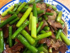 蒜苔腊肉-汉时湘菜