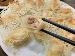 -周家大连水饺(美专校街店)