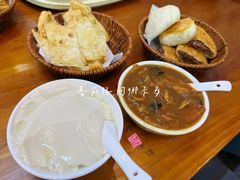-穆彦华逍遥镇胡辣汤(岗坡路店)