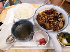 -轻蔬不用等·素食(江苏路店)