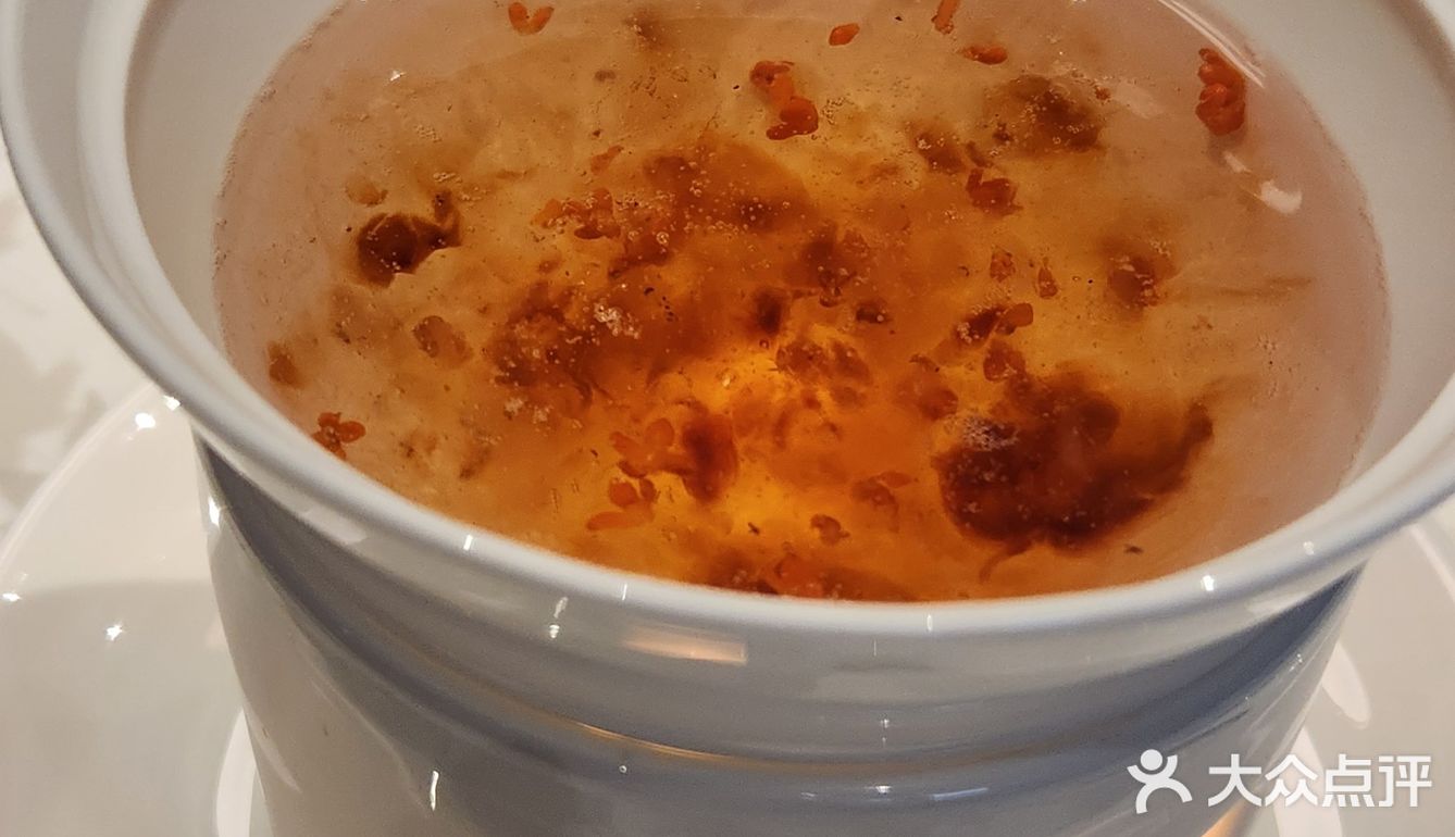 距离网红景点 “武康大楼”很近 忘了在武汉叫什么楼了