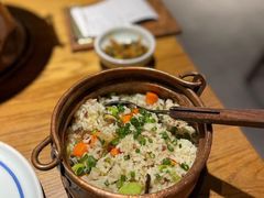 铜锅牛肝菌焖饭-一坐一忘云南菜(嘉里中心店)