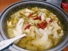 酸菜巴沙鱼-渝是乎酸菜鱼(龙旗购物中心店)