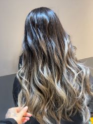 -G.O.T salon