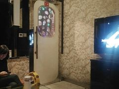 -悦汇商务会所KTV夜总会(松江店)