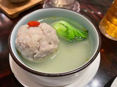 蟹粉狮子头-新天世纪中餐厅