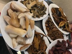 -太婆天府山珍酒楼(亚运村店)