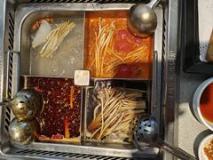 -海底捞火锅(新松江路生日主题店)