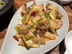 云南腊肉炒香笋-云海肴·汽锅鸡·云南菜(美罗城店)