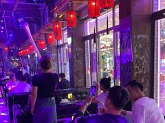 -喜鹊音乐酒馆(西街店)