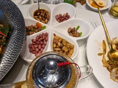 -鹊华居·地道鲁菜·海鲜·融合味(大明湖店)