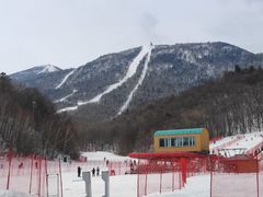 -亚布力新体委滑雪场