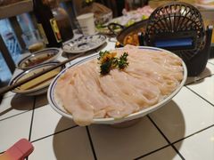 -旧街市鲜货老火锅(大光路店)