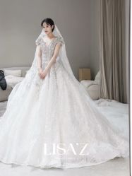 -Renee芮亦婚纱(原丽莎)