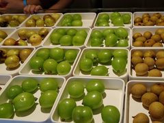 -涨巢·潮玩水疗局