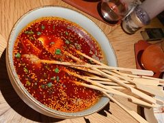 滋色串串香-滋色臻选川菜(北京坊旗舰店)