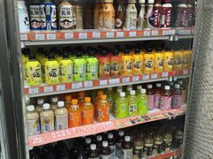 -全家便利店(洛川东路店)