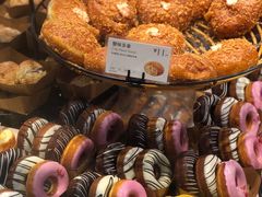 -巴黎贝甜(大宁国际商业广场店)