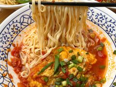 -李与白包子铺(桐梓林店)