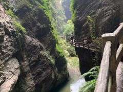 -龙水峡地缝景区