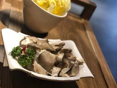 蘑菇拼盘-重庆刘一手火锅(三峡广场直营店)