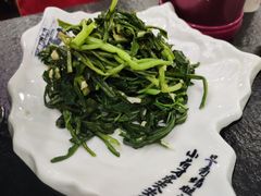 -撒拉人家.酸菜牦牛肉火锅