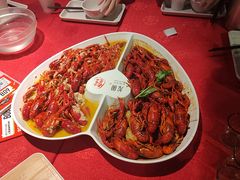 -龙巢盱眙龙虾·牛蛙·烧烤宵夜(八卦岭店)