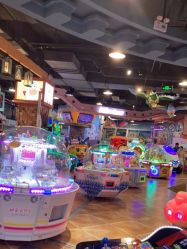 -卡通尼乐园(龙湖六合天街店)