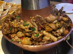 -老佛爷炭火蛙锅直营(清滨路总店)