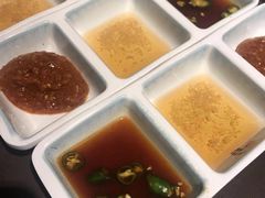 -唯成•韩国炭火烤肉 유성고기