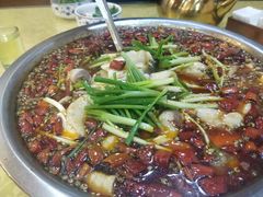 -乡土特色.冷锅鱼.牦牛肉汤锅