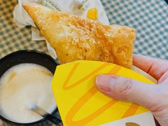 -麦当劳(展览路店)