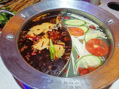 -钢管厂五区小郡肝串串香(滨江店)
