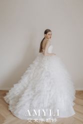 -艾米丽婚纱礼服