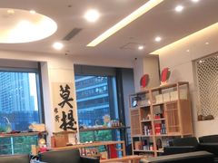 -杭州中升之星奔驰4S店(滨江店)