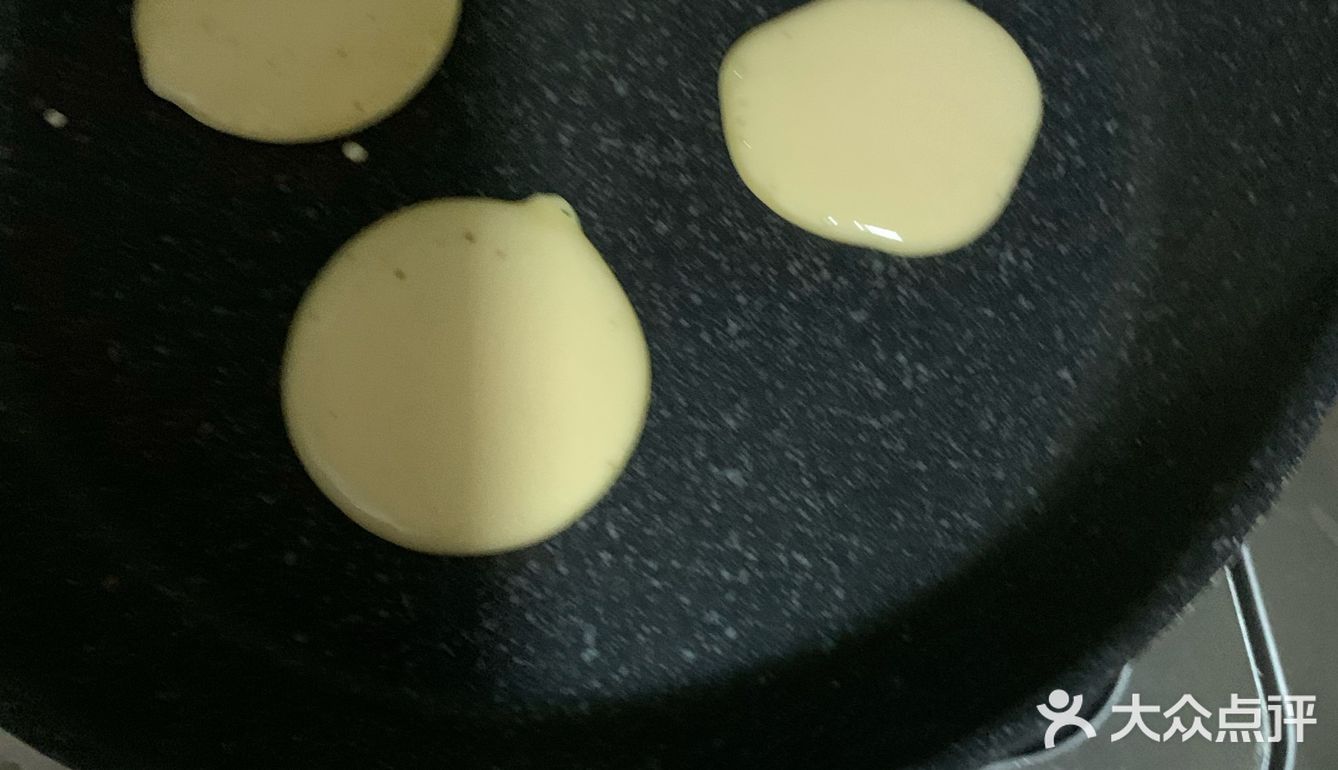 快手早餐，有啥用啥之酸奶鸡蛋饼