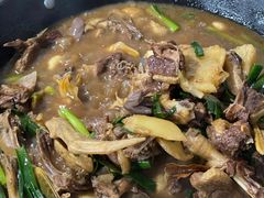 焖水鸭-大眼强五杯鹅·桑拿鸡煲