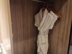 -长沙省政府地铁站亚朵酒店