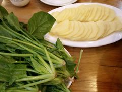 -鲁小三·大骨自助(金山总店)