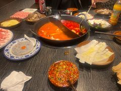 -冯校长老火锅(中联广场店)