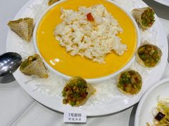 -万龙洲海鲜(大兴绿地缤纷城店)