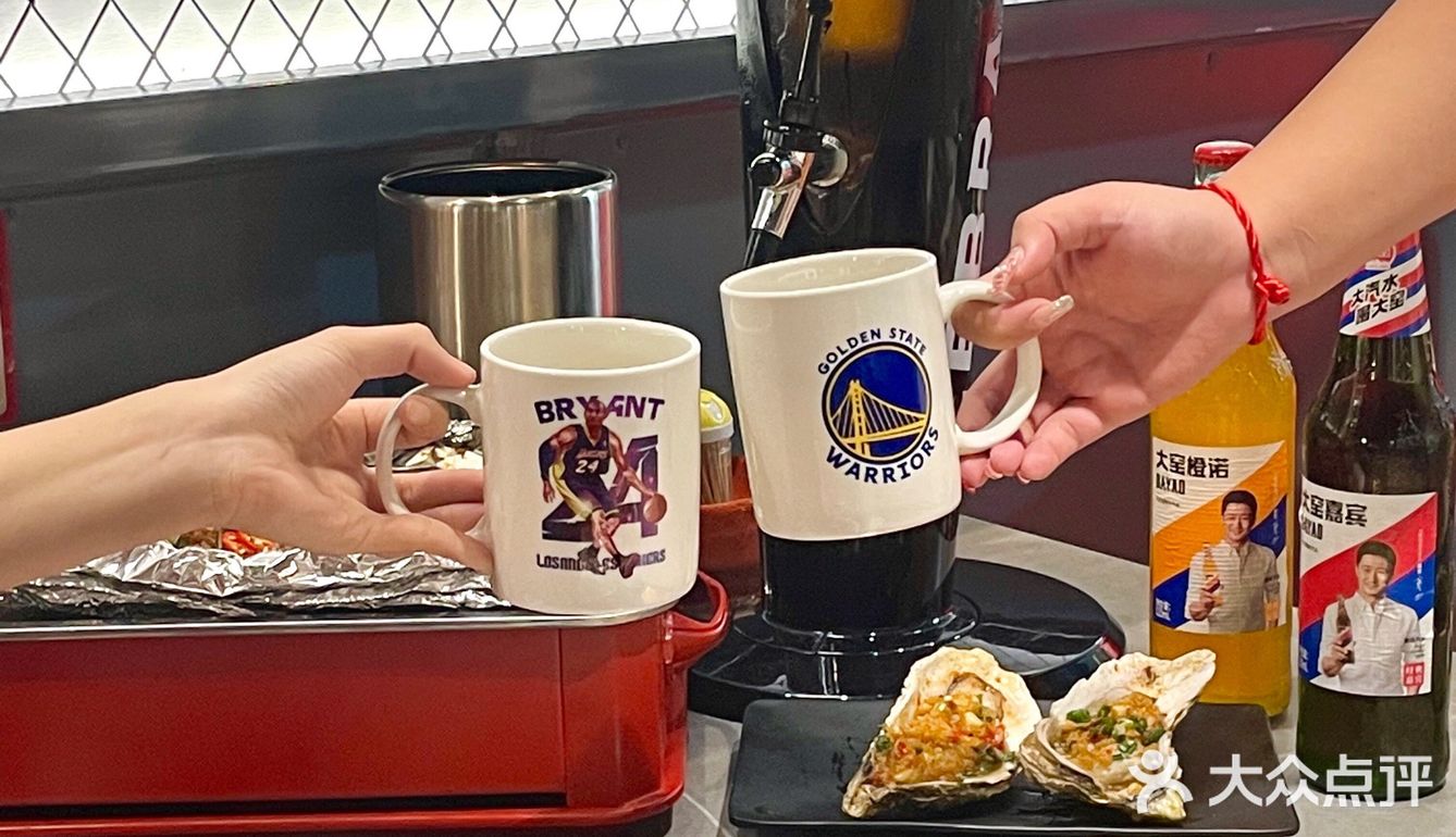 东北烧烤圈粉！好友直呼美味与世界杯都过瘾