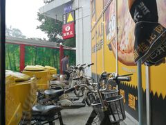 -乐凯撒披萨(东方新世界店)