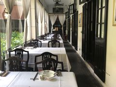 靠窗位-上海老站(徐家汇店)