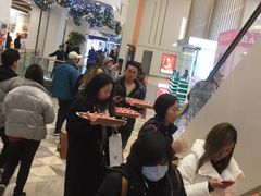 等位区-奈雪的茶(市百一店)