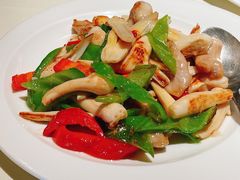 酸辣莲藕尖炒爽肉-利苑酒家(华熙国际店)
