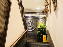 -亿诣蝎府炸酱面羊蝎子火锅(酷车小镇店)