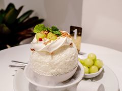 蜜瓜雪冰-Cheevit Cheeva(Sirimangkalajarn)