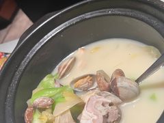 -肥仔文澳门猪骨煲(南京西路店)